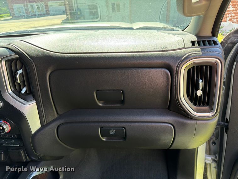 image for item DQ7959 2021 GMC Sierra 1500 SLT Crew Cab pickup truck