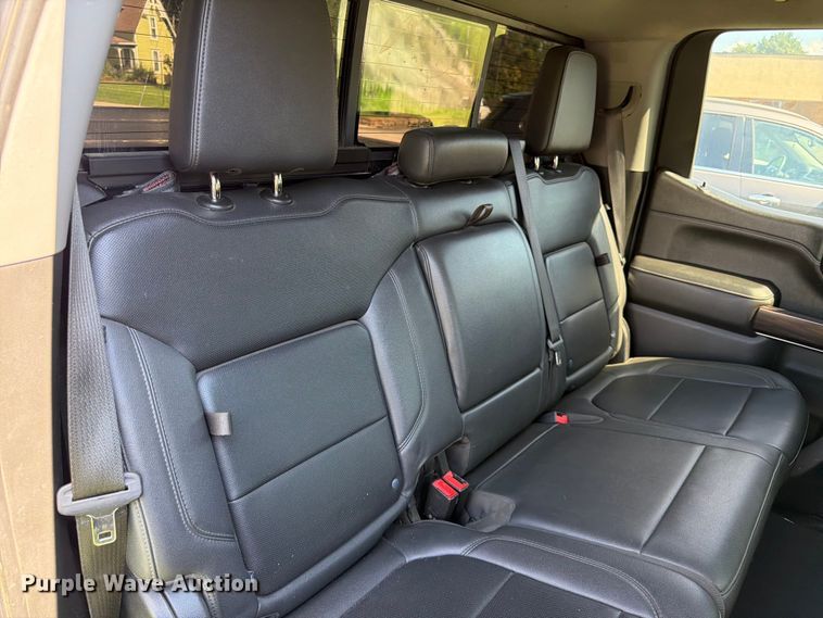 image for item DQ7959 2021 GMC Sierra 1500 SLT Crew Cab pickup truck