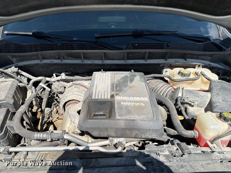 image for item DQ7959 2021 GMC Sierra 1500 SLT Crew Cab pickup truck