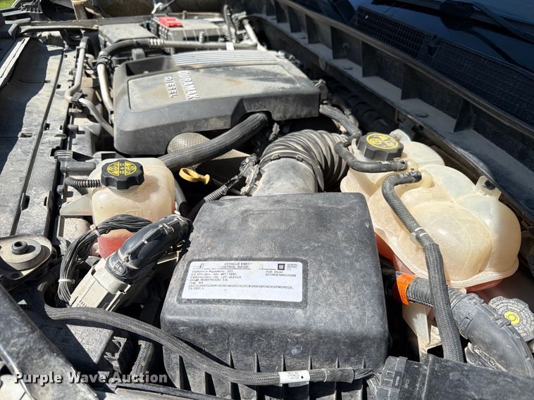 image for item DQ7959 2021 GMC Sierra 1500 SLT Crew Cab pickup truck