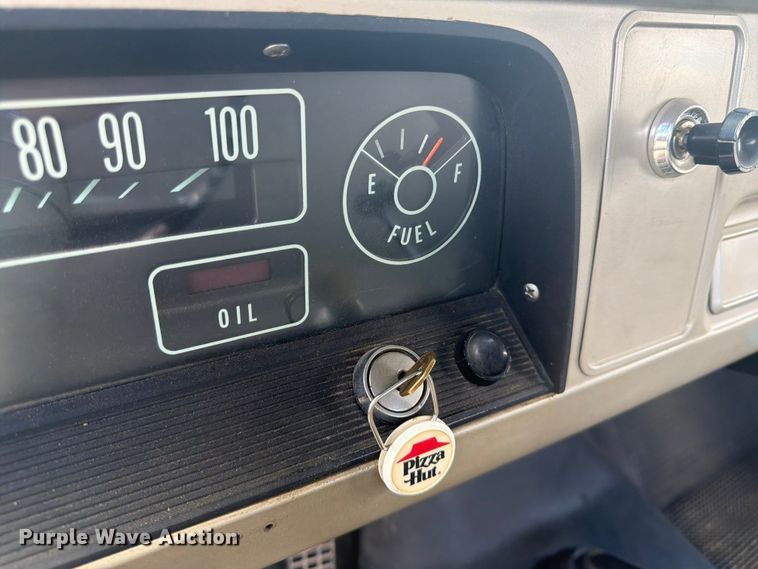 image for item DQ7961 1965 Chevrolet C20 pickup truck