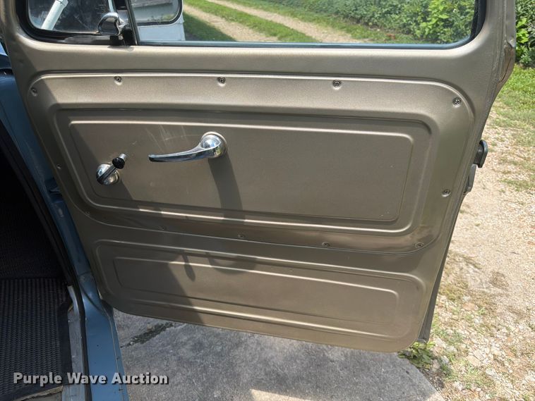 image for item DQ7961 1965 Chevrolet C20 pickup truck