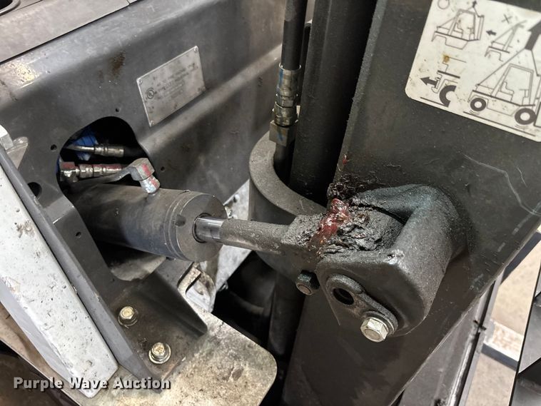 image for item DU6383 2018 UniCarriers PF50 forklift