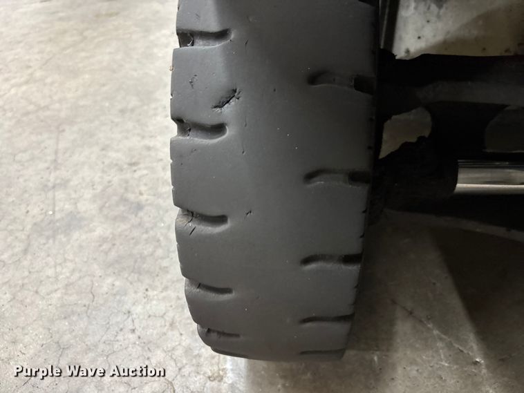 image for item DU6383 2018 UniCarriers PF50 forklift