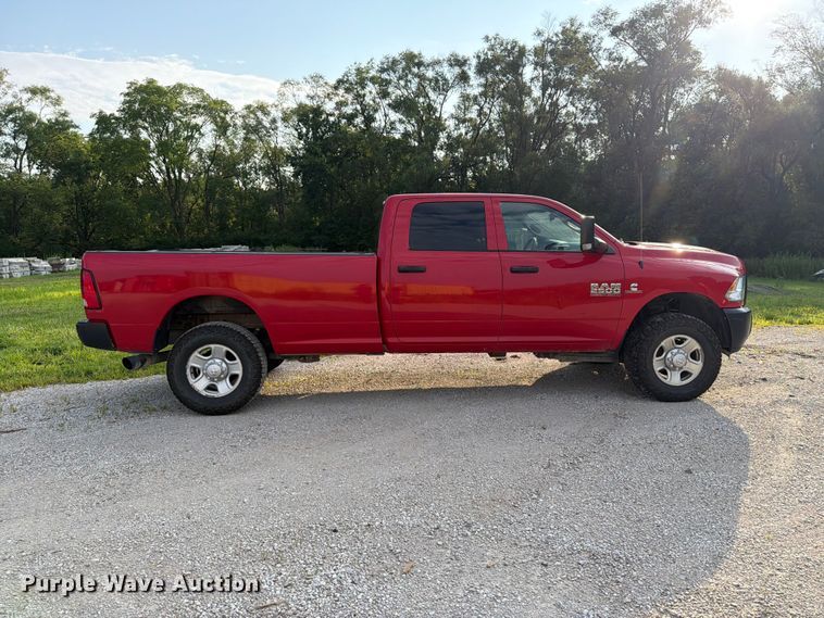 image for item DV2050 2016 RAM 2500 Heavy Duty Crew Cab pickup truck