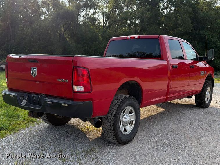 image for item DV2050 2016 RAM 2500 Heavy Duty Crew Cab pickup truck
