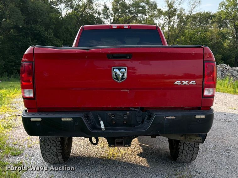 image for item DV2050 2016 RAM 2500 Heavy Duty Crew Cab pickup truck