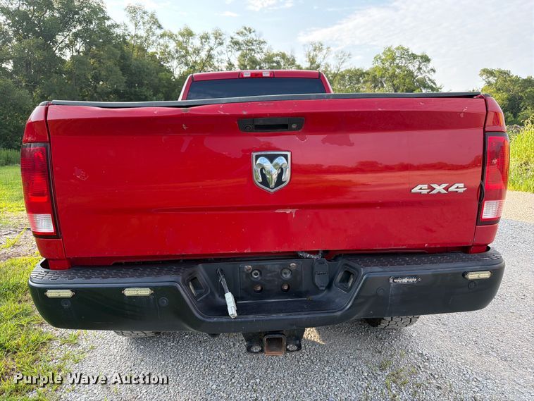 image for item DV2050 2016 RAM 2500 Heavy Duty Crew Cab pickup truck