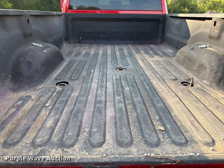 image for item DV2050 2016 RAM 2500 Heavy Duty Crew Cab pickup truck