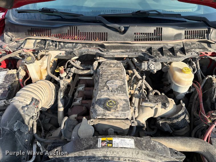 image for item DV2050 2016 RAM 2500 Heavy Duty Crew Cab pickup truck