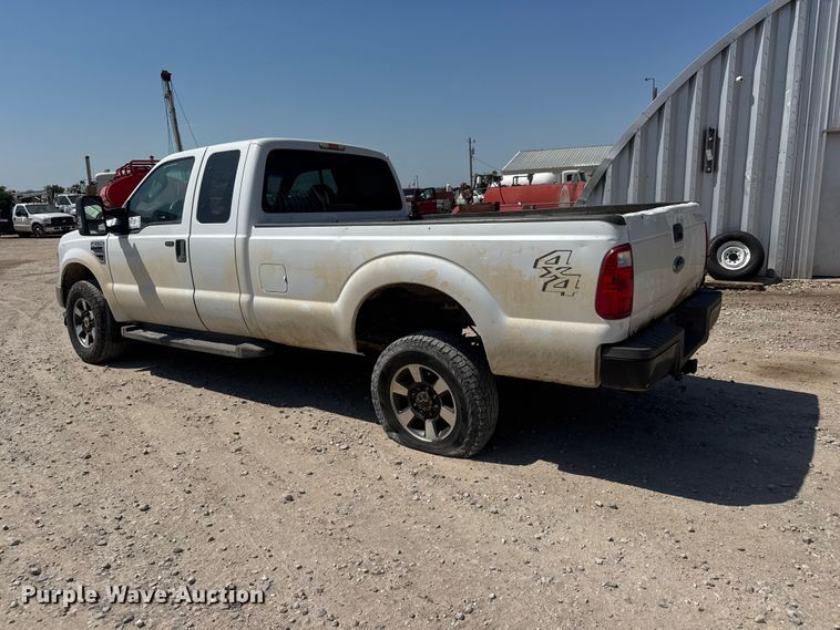 image for item DW6769 2008 Ford F350 Super Duty Ext. Cab pickup truck