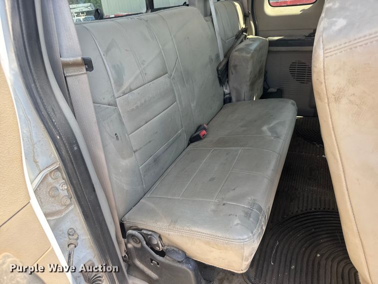 image for item DW6769 2008 Ford F350 Super Duty Ext. Cab pickup truck
