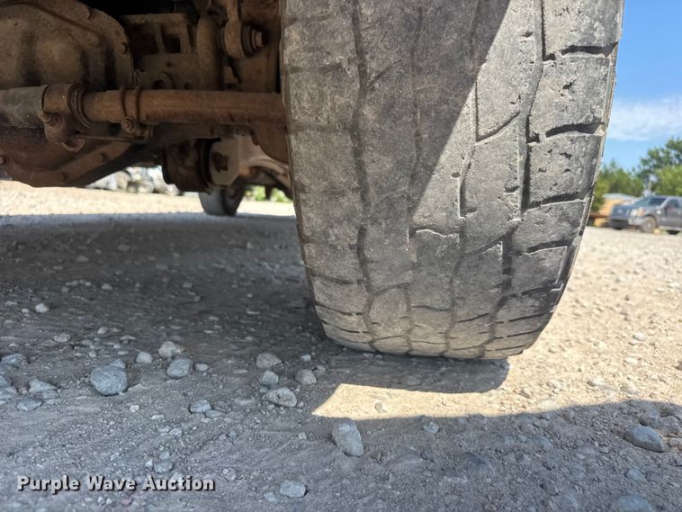 image for item DW6769 2008 Ford F350 Super Duty Ext. Cab pickup truck