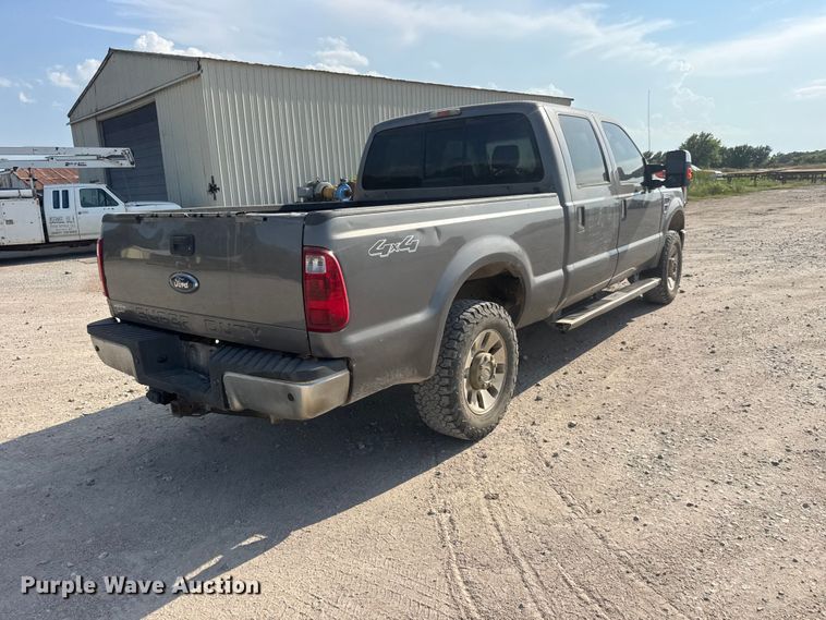 image for item DW6770 2009 Ford F250 Super Duty Crew Cab pickup truck