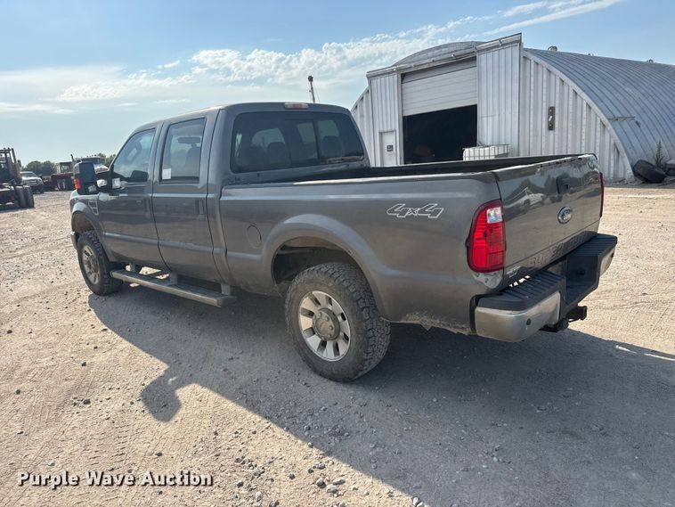 image for item DW6770 2009 Ford F250 Super Duty Crew Cab pickup truck