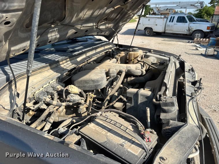image for item DW6770 2009 Ford F250 Super Duty Crew Cab pickup truck