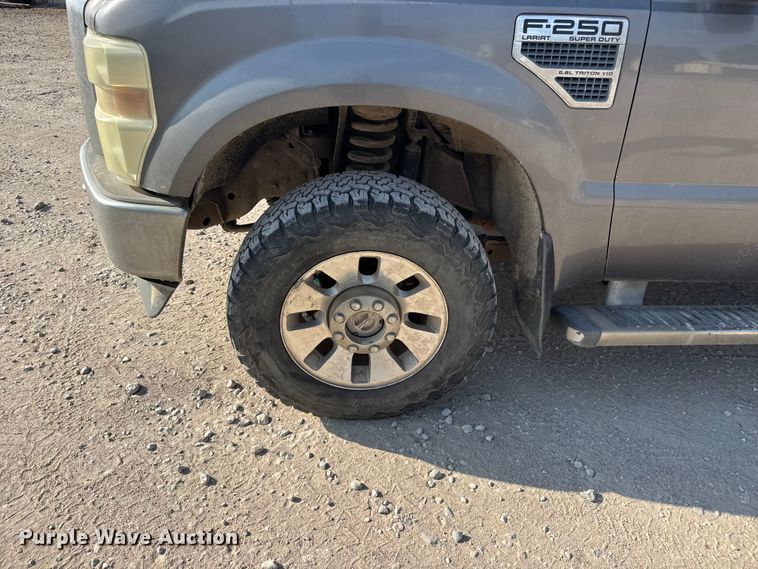 image for item DW6770 2009 Ford F250 Super Duty Crew Cab pickup truck