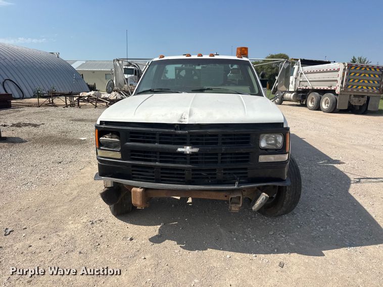 image for item DW6772 1994 Chevrolet C3500HD utility bed pickup truck