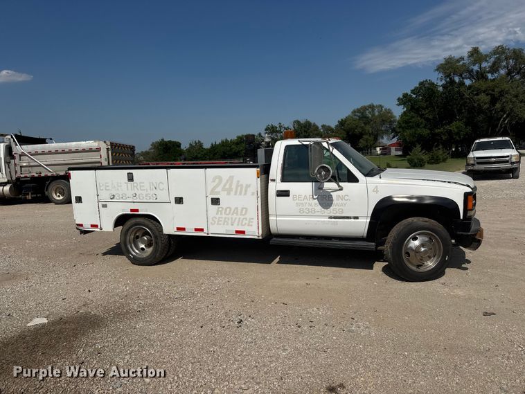 image for item DW6772 1994 Chevrolet C3500HD utility bed pickup truck