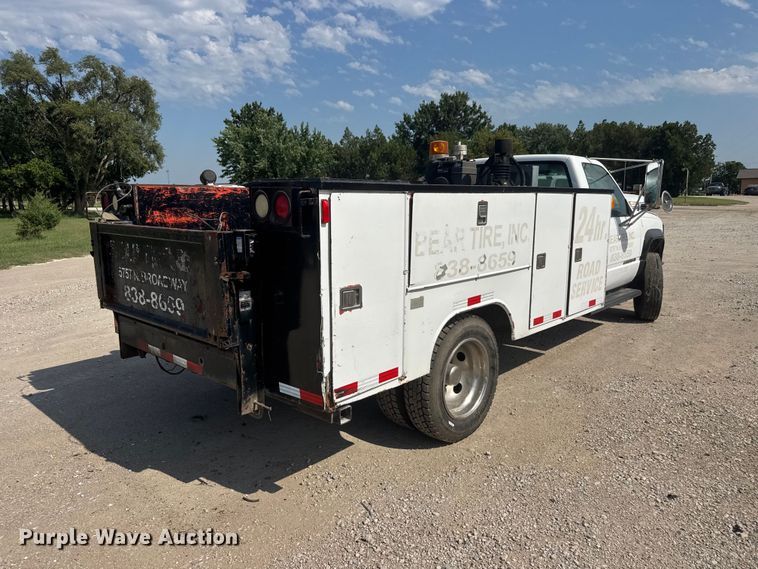 image for item DW6772 1994 Chevrolet C3500HD utility bed pickup truck