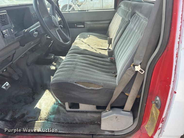 image for item DW6772 1994 Chevrolet C3500HD utility bed pickup truck