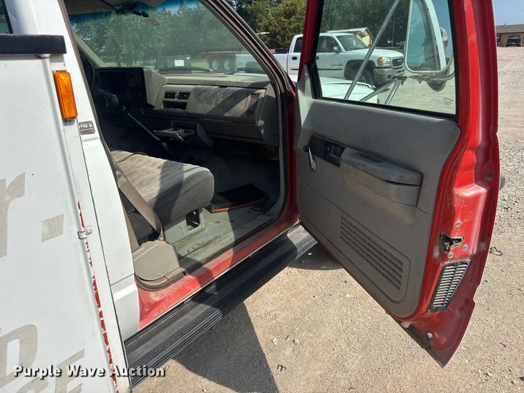 image for item DW6772 1994 Chevrolet C3500HD utility bed pickup truck