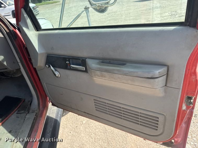 image for item DW6772 1994 Chevrolet C3500HD utility bed pickup truck