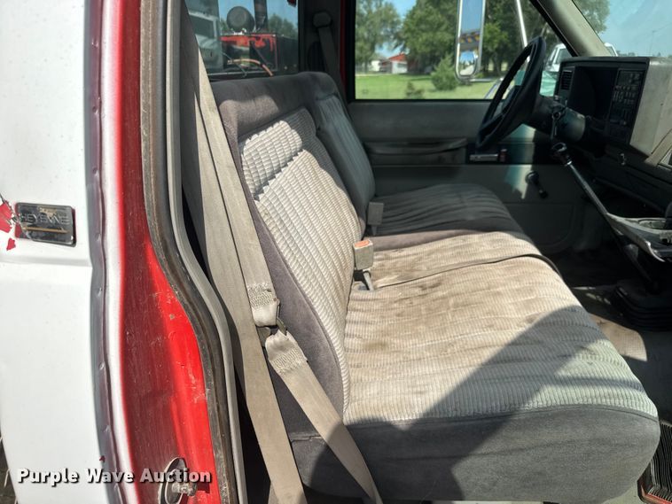 image for item DW6772 1994 Chevrolet C3500HD utility bed pickup truck