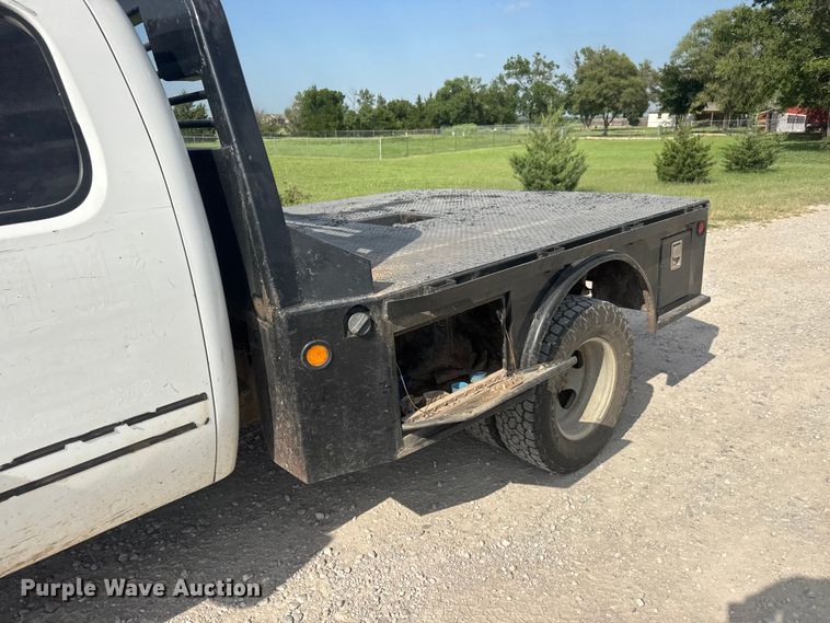 image for item DW6777 2008 Chevrolet Silverado 3500HD Ext. Cab flatbed pickup truck
