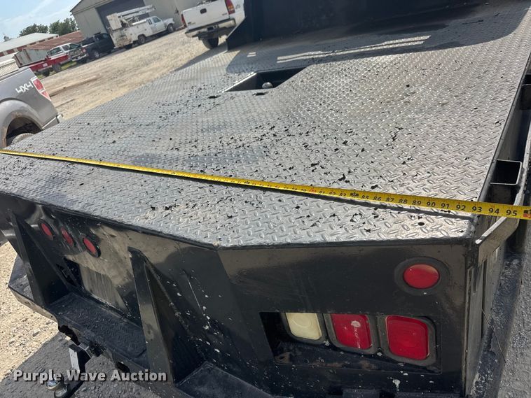 image for item DW6777 2008 Chevrolet Silverado 3500HD Ext. Cab flatbed pickup truck