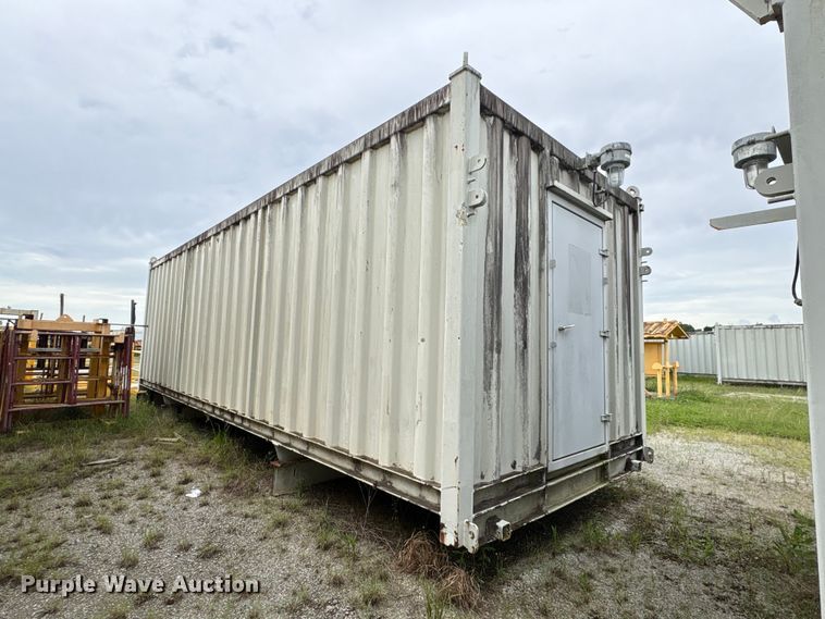 image for item EA7309 Skid mounted bunk house