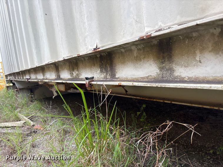 image for item EA7309 Skid mounted bunk house