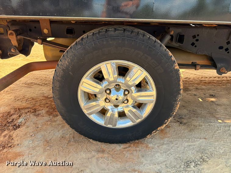 image for item ED5359 2011 Ford F150 Ext. Cab flatbed pickup truck