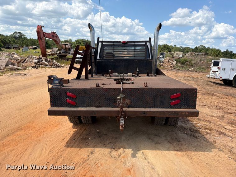 image for item ED5362 1993 Ford F450 Super Duty flatbed truck