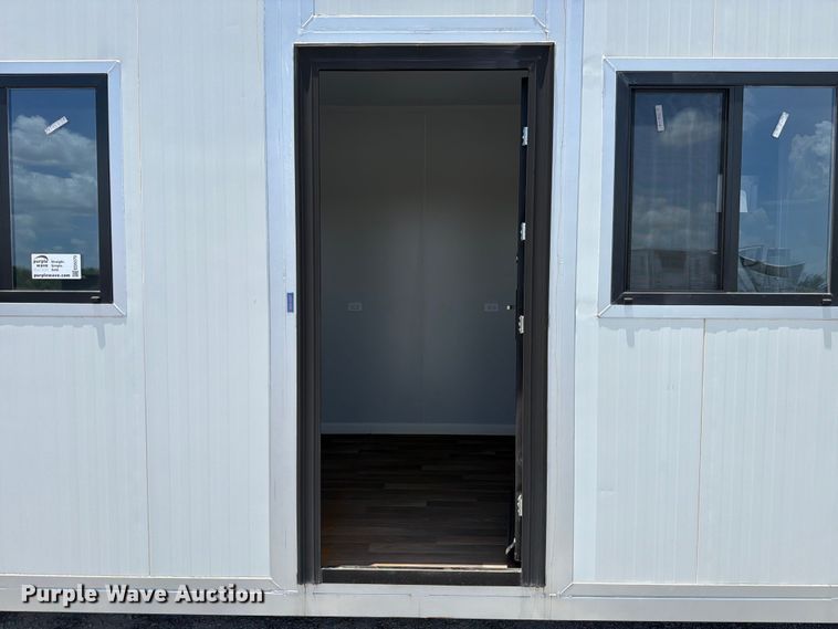 image for item ED5370 2026 Madbox O20 mobile office
