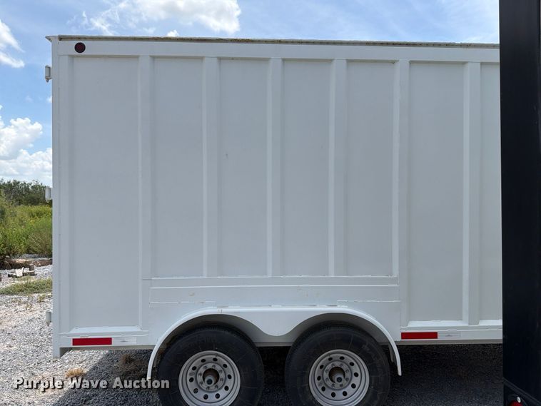 image for item ED5374 2027 De Lucio Usa enclosed cargo trailer