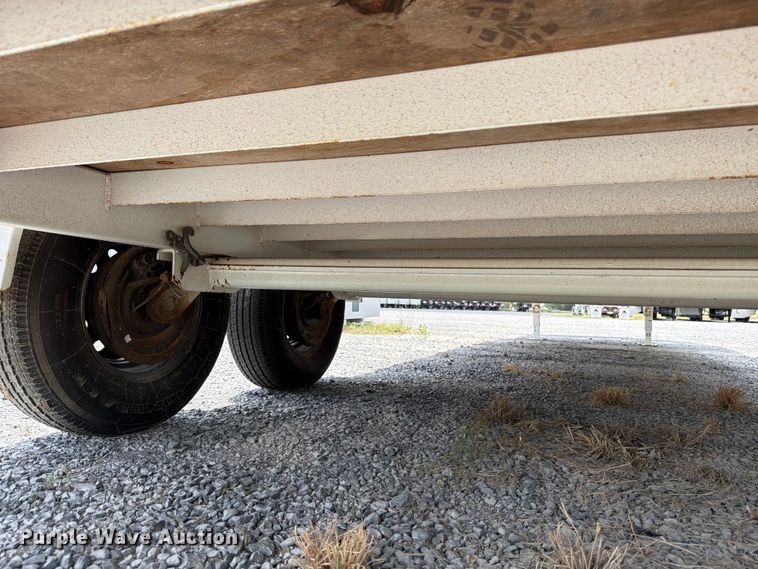 image for item ED5374 2027 De Lucio Usa enclosed cargo trailer