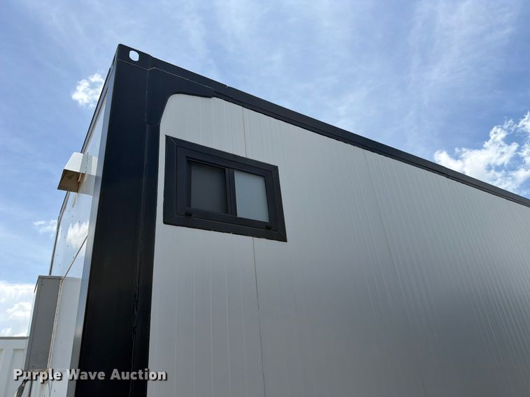 image for item ED5375 2027 De Lucio Usa mobile office trailer