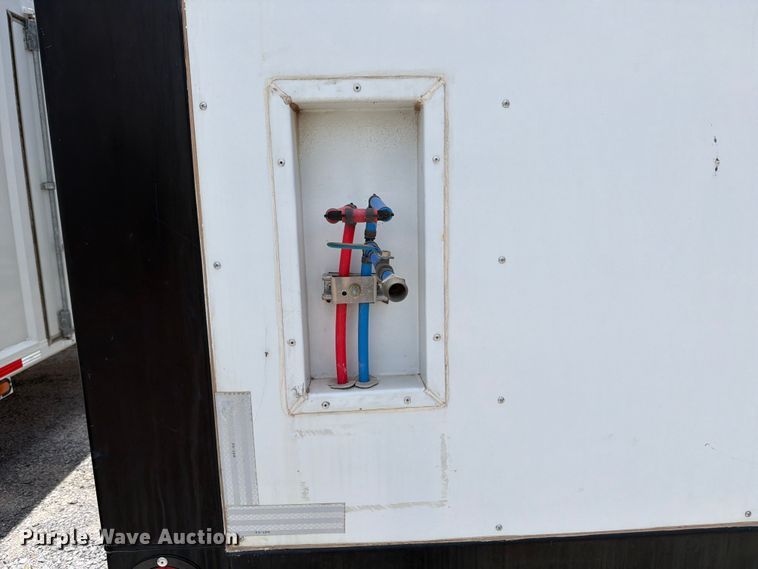 image for item ED5375 2027 De Lucio Usa mobile office trailer