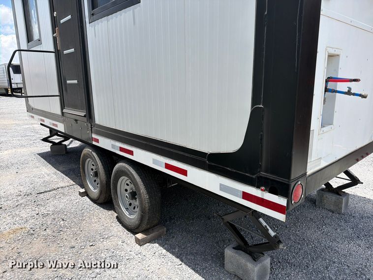 image for item ED5375 2027 De Lucio Usa mobile office trailer