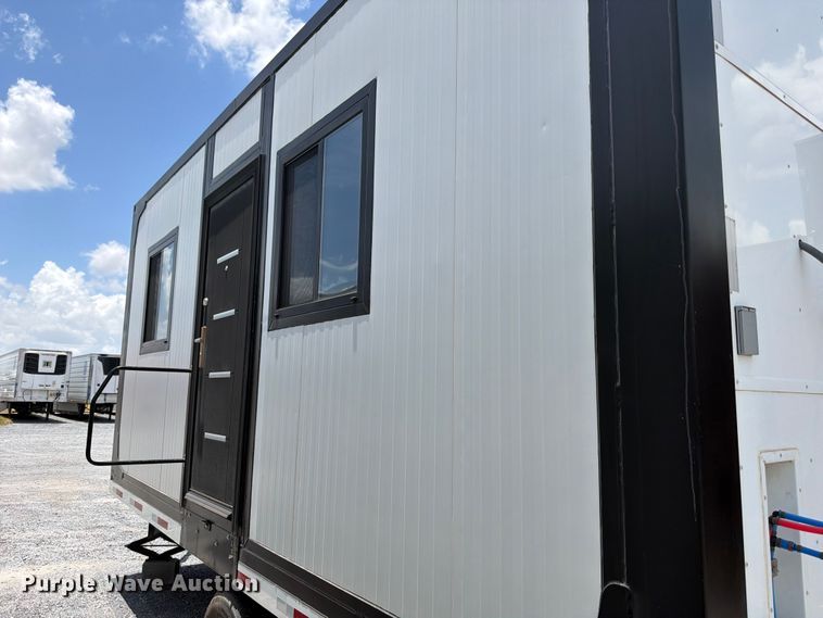 image for item ED5375 2027 De Lucio Usa mobile office trailer