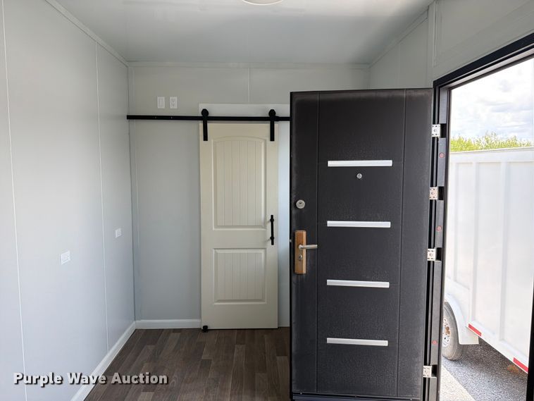 image for item ED5375 2027 De Lucio Usa mobile office trailer