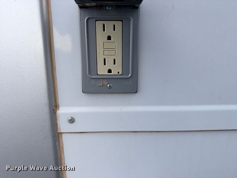 image for item ED5376 2026 Madbox O20 mobile office