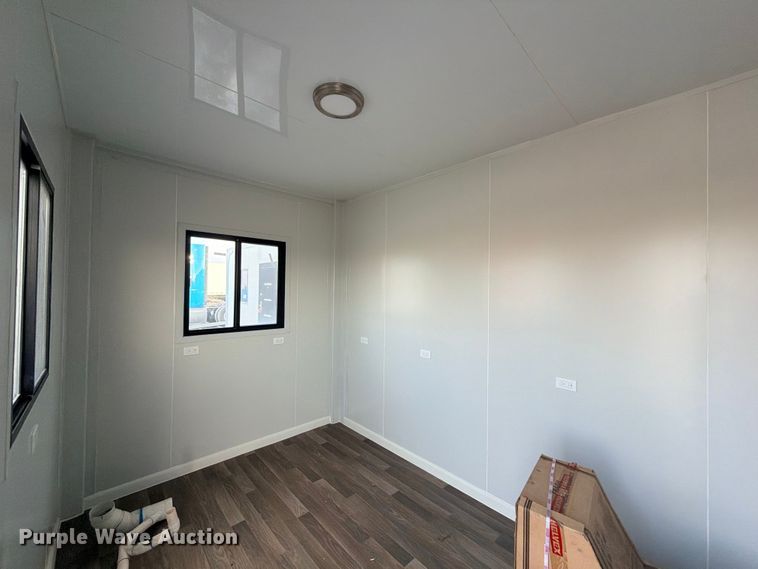 image for item ED5376 2026 Madbox O20 mobile office