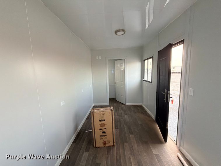 image for item ED5376 2026 Madbox O20 mobile office