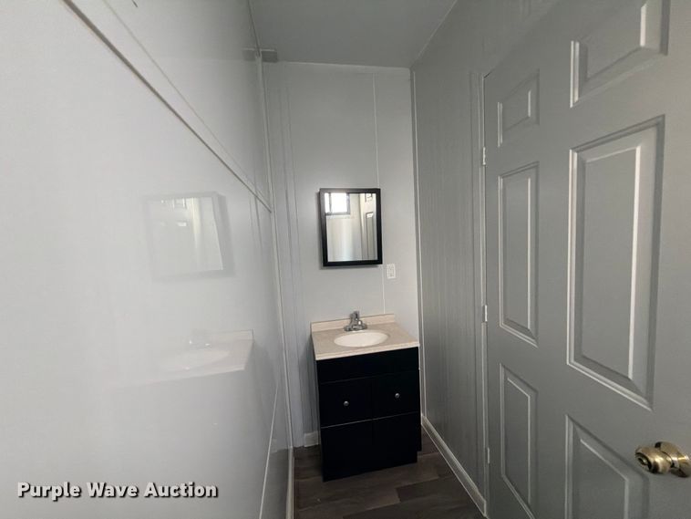 image for item ED5376 2026 Madbox O20 mobile office