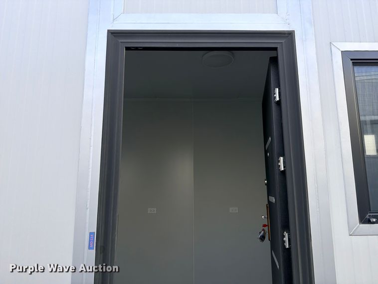 image for item ED5377 2026 Madbox O20 mobile office