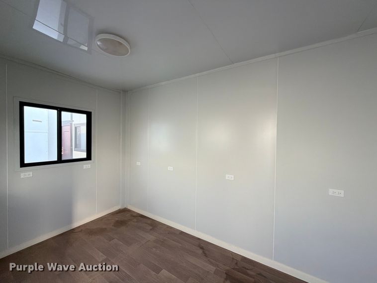 image for item ED5377 2026 Madbox O20 mobile office