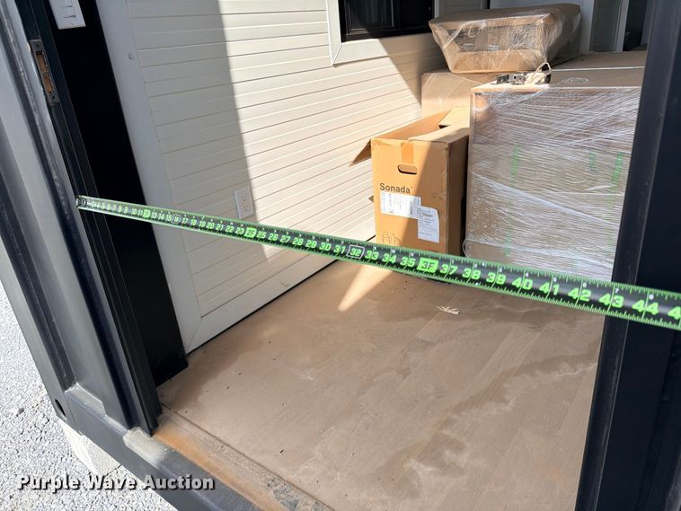 image for item ED5379 2026 Madbox Manarola mobile office
