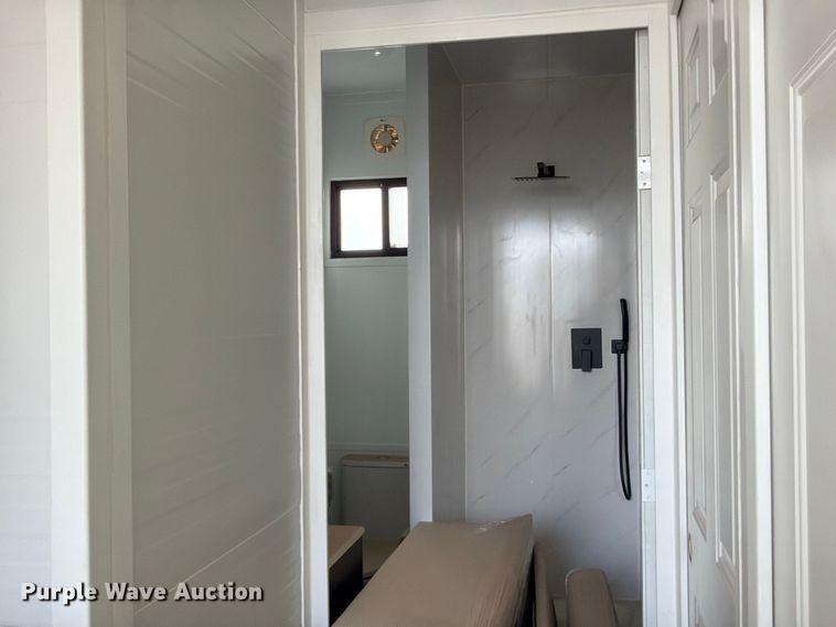 image for item ED5379 2026 Madbox Manarola mobile office